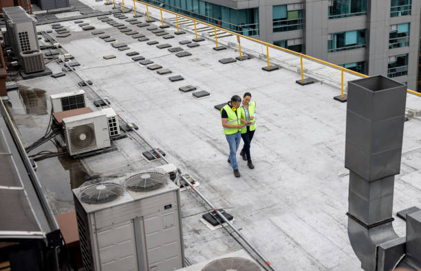 Best Roof Leak Repair  in Johnsburg, IL